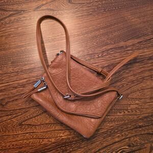 Antik Kraft Savannah Crossbody Shoulder Bag Brown Cognac Pebbled Faux Leather